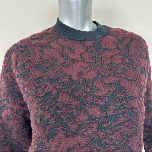 NWT!!! Lululemon Athletica Jacquard Crew Neck Sweater size 4 Retail 168$ - Picture 4 of 10